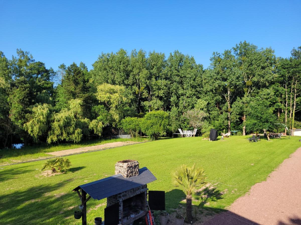 Clos Des Monts Saint-Martin-des-Besaces Buitenkant foto