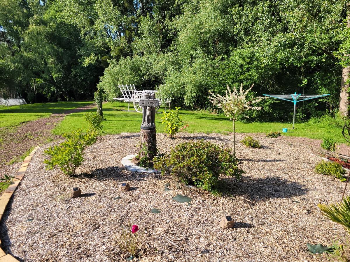 Clos Des Monts Saint-Martin-des-Besaces Buitenkant foto